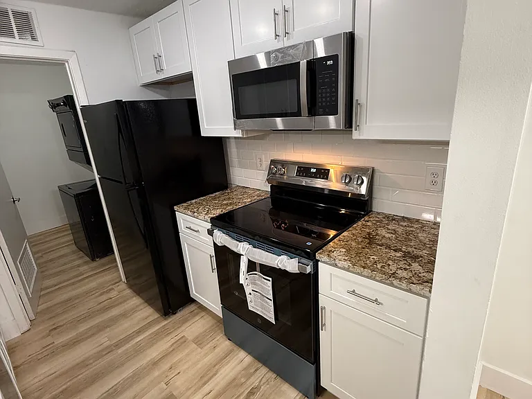 206 Warm Springs Cir — Photo 2