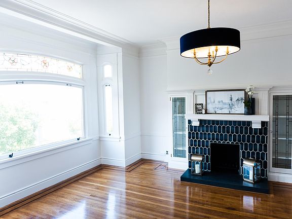 2nd image of 540 Belvedere St #540