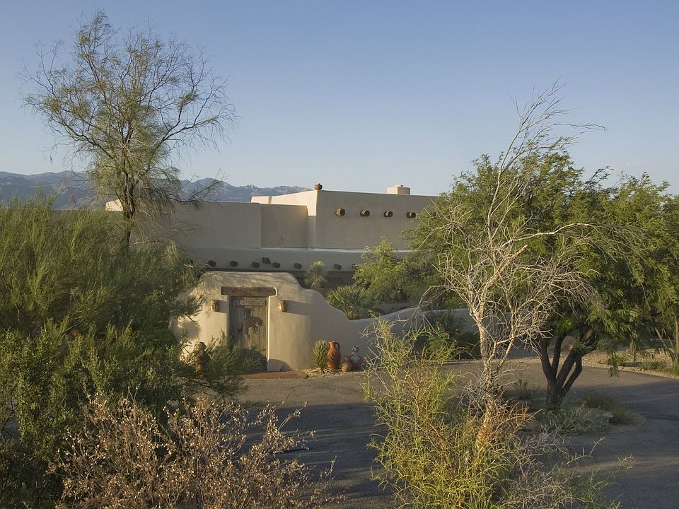 1st image of 11510 E Lusitano Pl