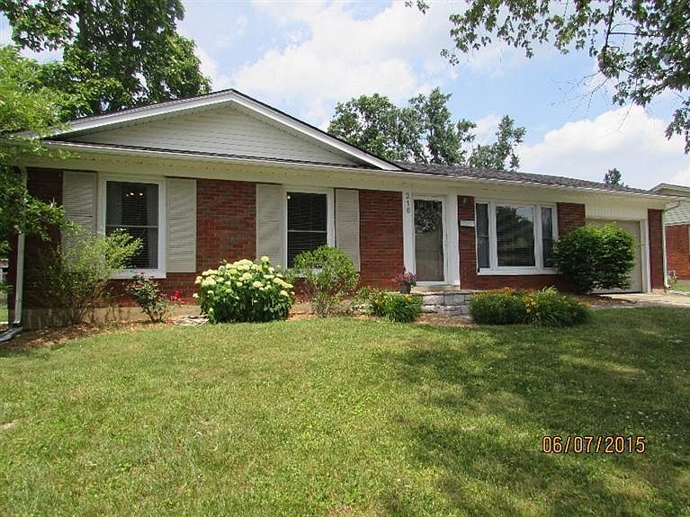 1st image of 216 Exmoor Dr