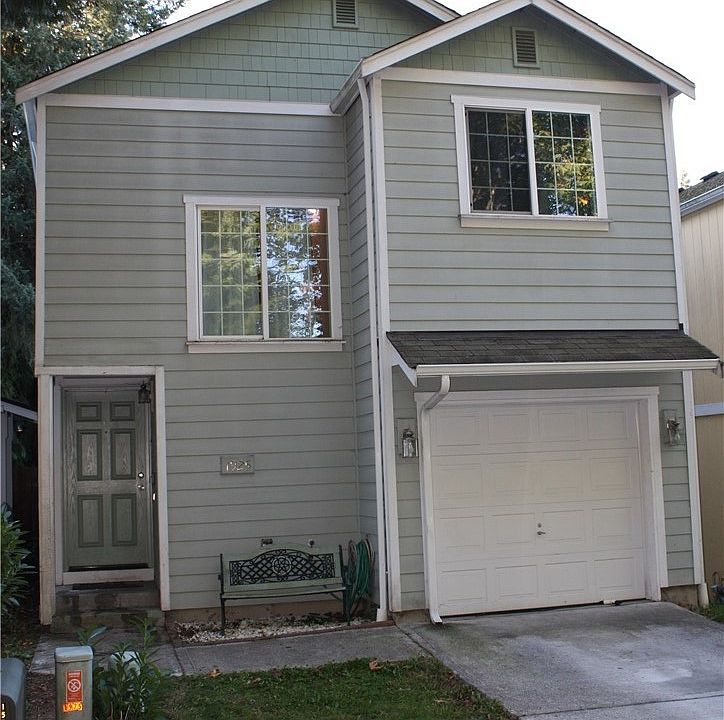 1st image of 1925 NE Green Glen Ln
