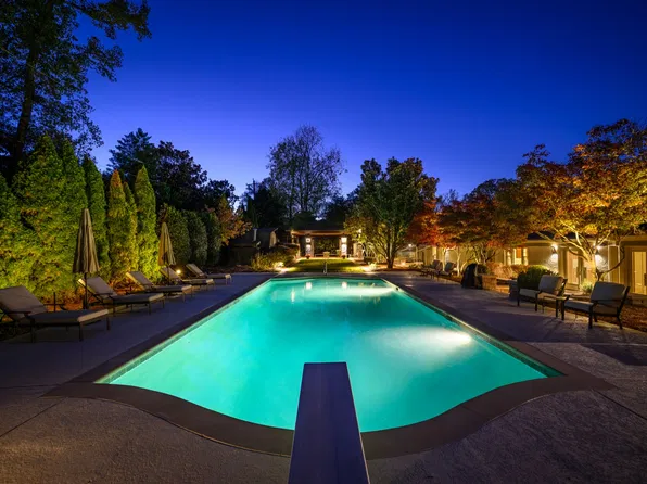225 Hillwood Blvd, Nashville, TN 37205