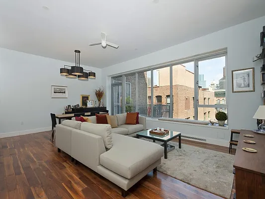 Sold by Sotheby's International Realty | media 2