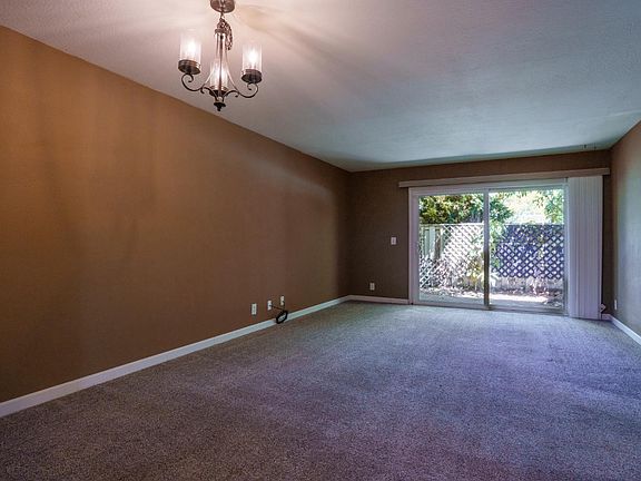 3rd image of 1467 Neotomas Avenue