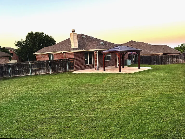 9945 Osprey Dr — Photo 39
