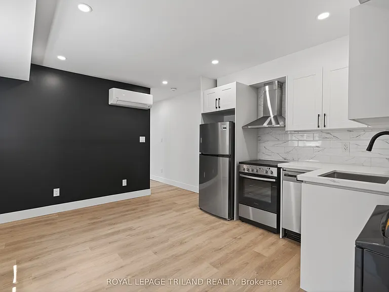1015 Eagle Dr #7 — Photo 4