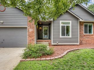 2009 N Parkdale Ct, Wichita, KS 67212