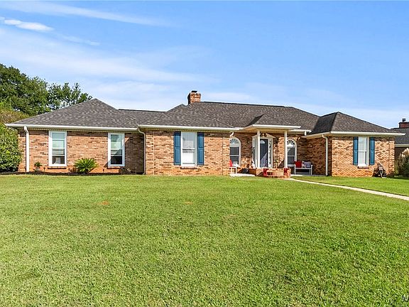 2nd image of 9715 Wildflower Cir