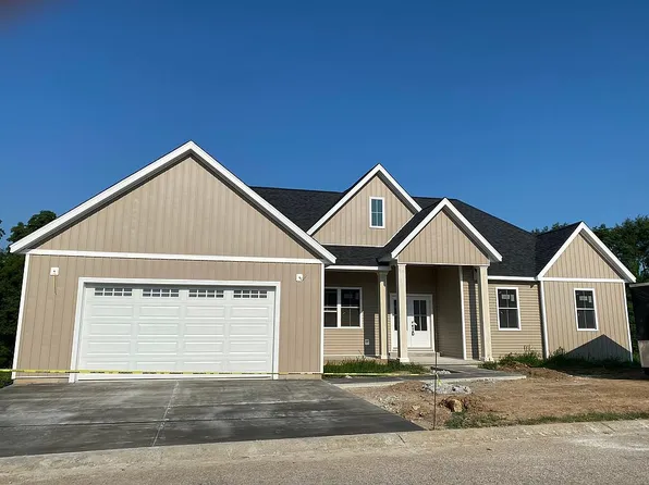 565 Fellowship Dr, Bedford, IN 47421