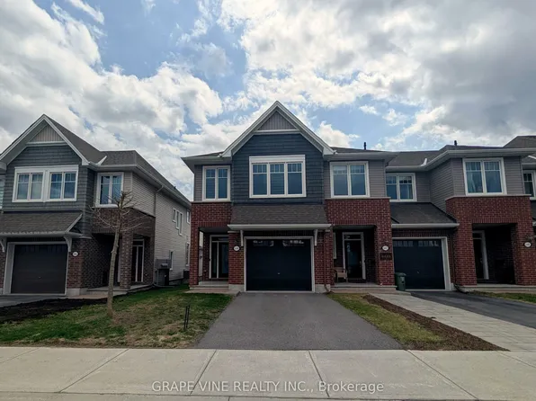 644 Vivera Pl, Ottawa, ON K2S 2N1