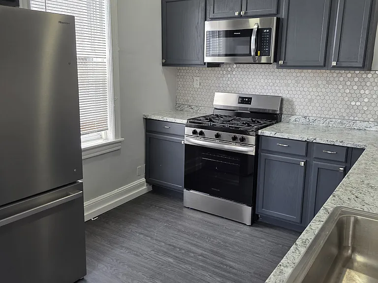 6428 W Girard Ave #1 — Photo 37