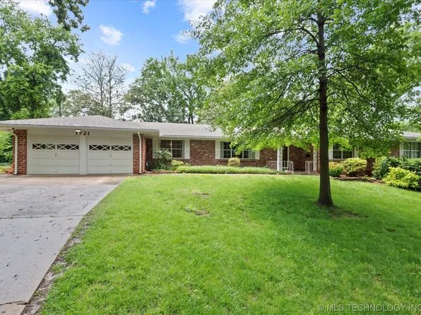 1721 Skyline Dr, Bartlesville, OK 74006