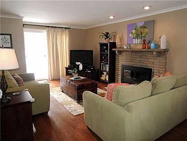 2nd image of 1340 Sylvandell Dr