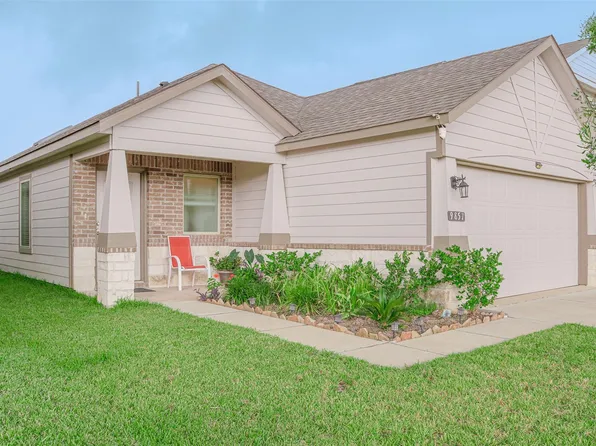 9857 Glen Brook Ln, Magnolia, TX 77354