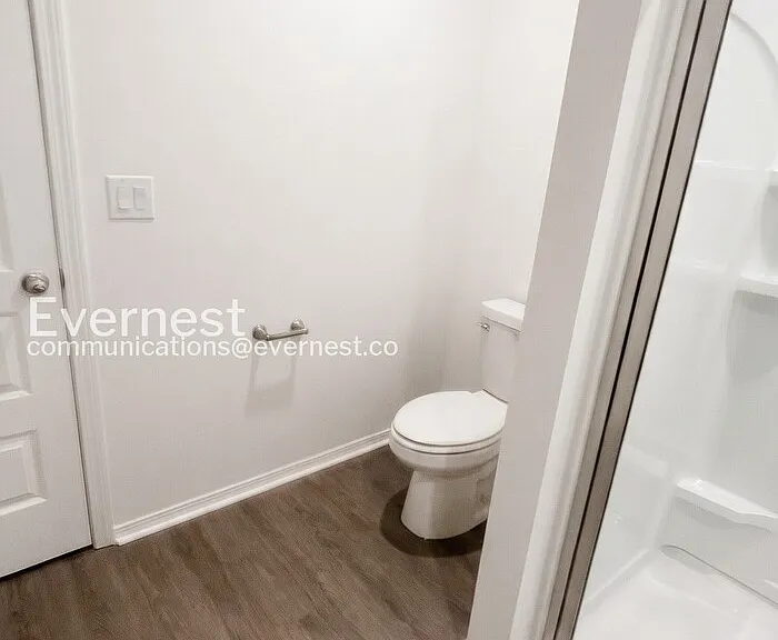 101 E Fredonia Ct — Photo 8