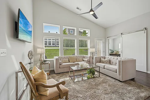 Redbud Commons Photo 1