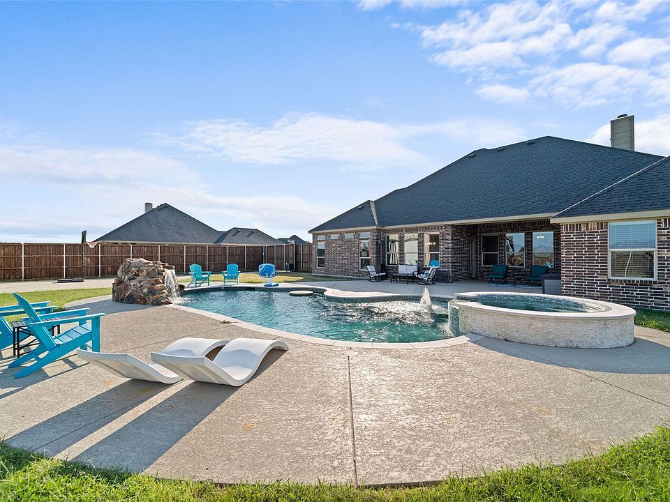 1st image of 6536 Oakridge Ct