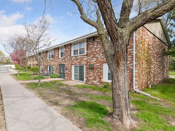 940 Westbrooke Way APT 3, Hopkins, MN 55343