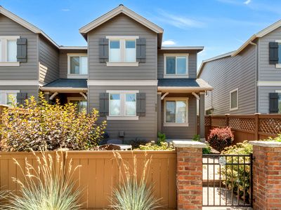20775 NE Boulderfield Ave, Bend, OR, 97701