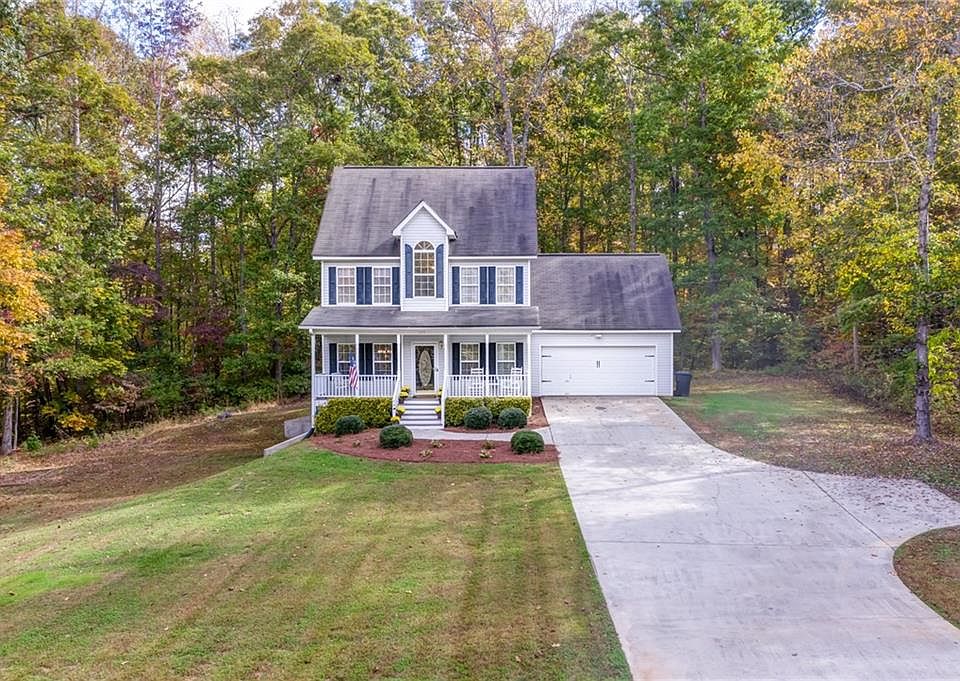 1st image of 155 Kingston Ct