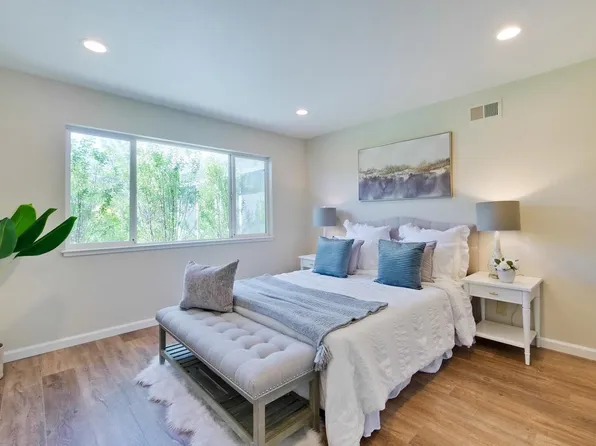 281 Winchester Ct, Foster City, CA 94404