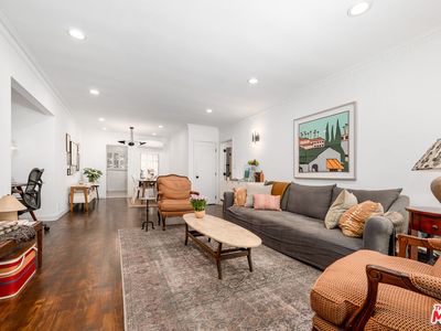 1615 N Laurel Ave APT 112, Los Angeles, CA, 90046