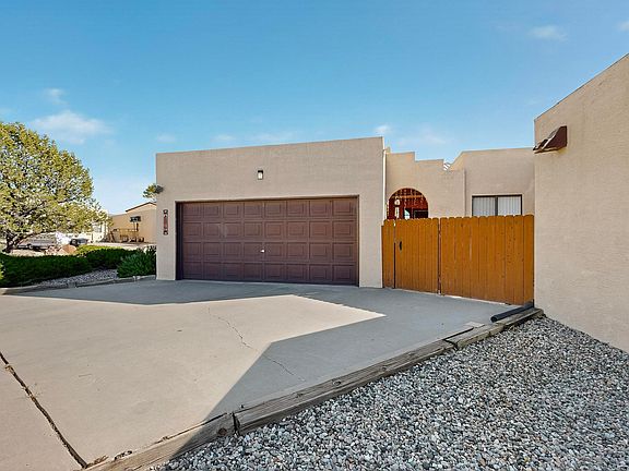 2nd image of 1101 Calle Del Valle
