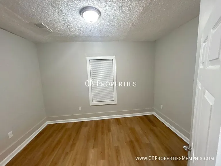 2100 Stovall Ave — Photo 5