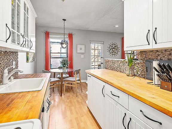 4th image of 3719 12th St NE APT 205