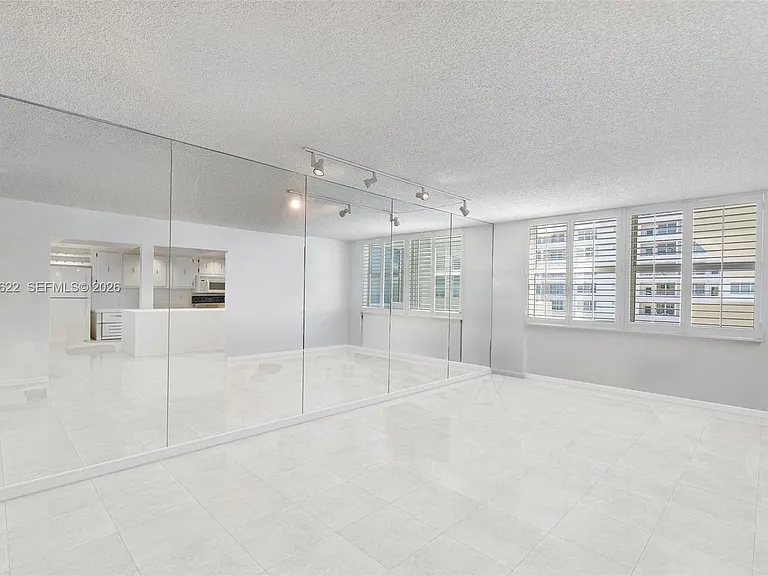 9273 Collins Ave #901 — Photo 8