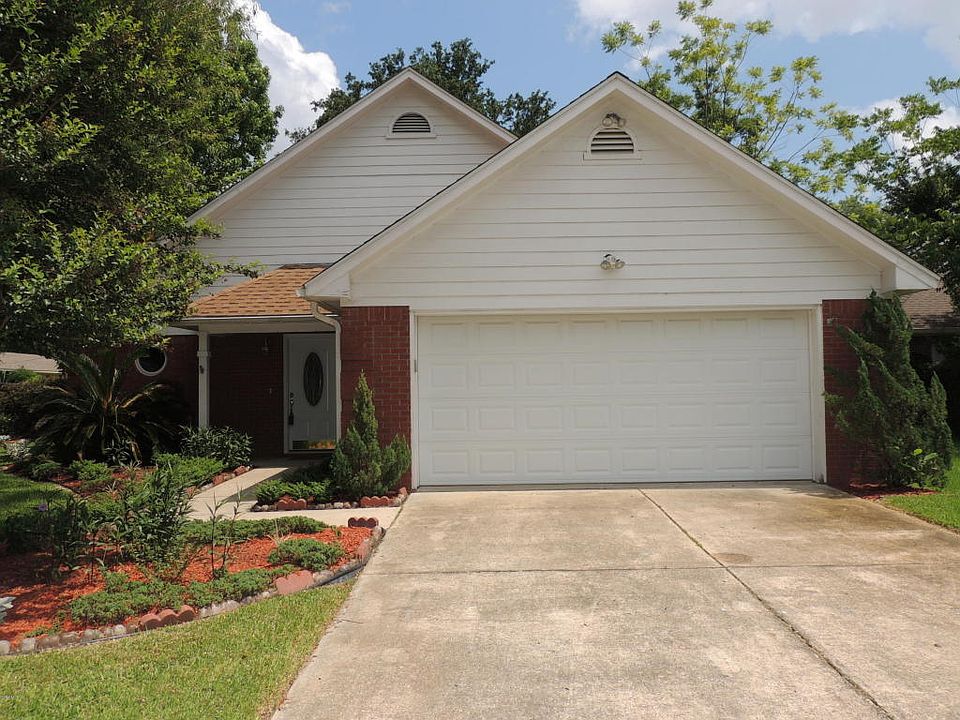 1st image of 2601 Palmer Dr