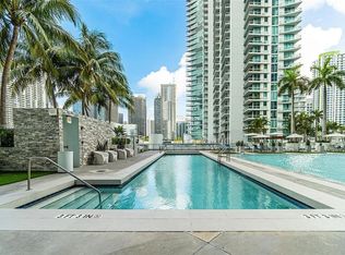 90 SW 3rd St APT 1807, Miami, FL 33130