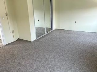315 Hughes Ct, Scranton, PA 18504