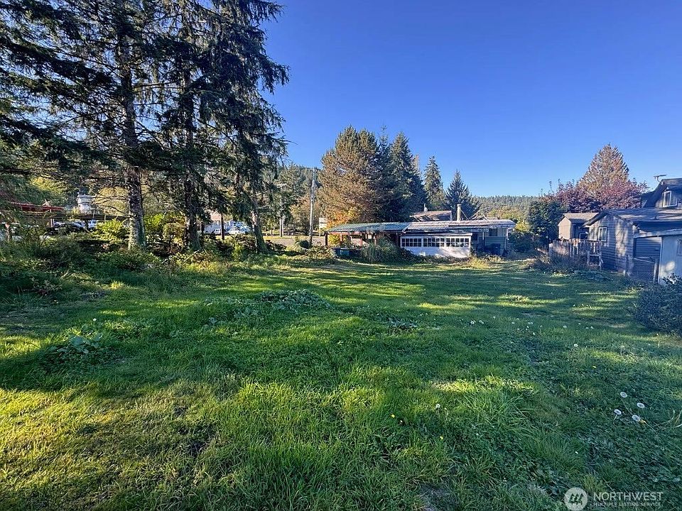 1st image of 11 N Tillicum Beach Lane