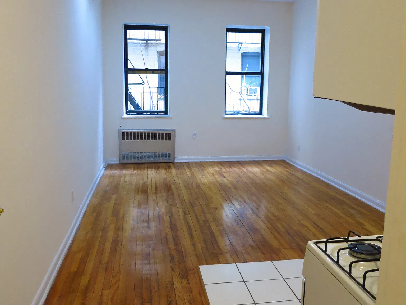 490 East 74th Street — Photo 3