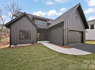 55 Johnson Dr #6, Asheville, NC 28804