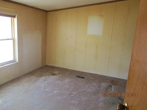 3rd image of 301 N 1st St