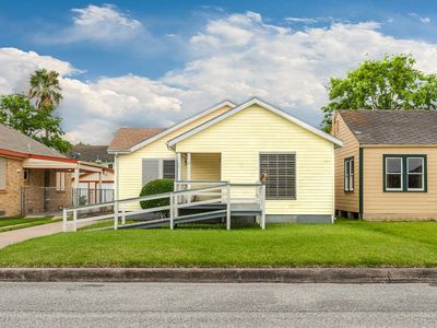 5011 Avenue N 1/2, Galveston, TX, 77551