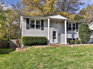 1266 Perdiz Ln, Fenton, MO 63026