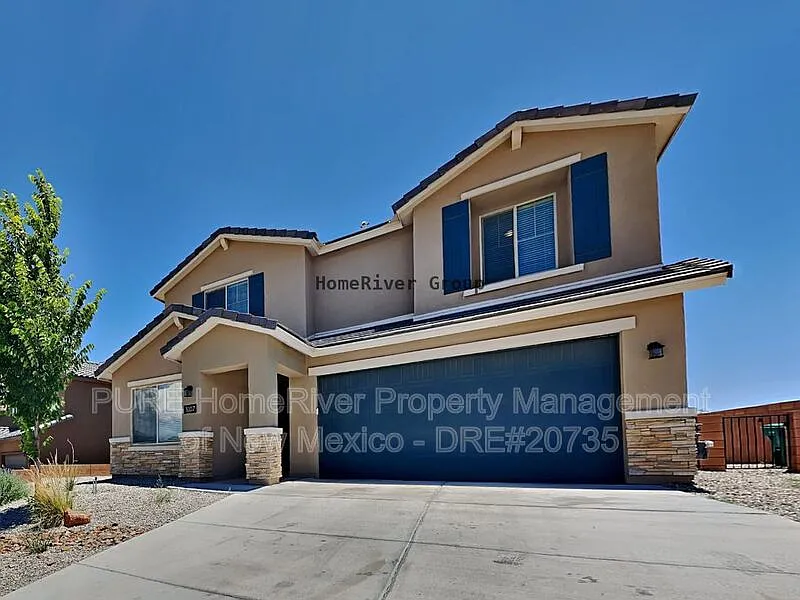 3 bed, 3.0 bath, 2583 sqft, $2,650 — Photo 1