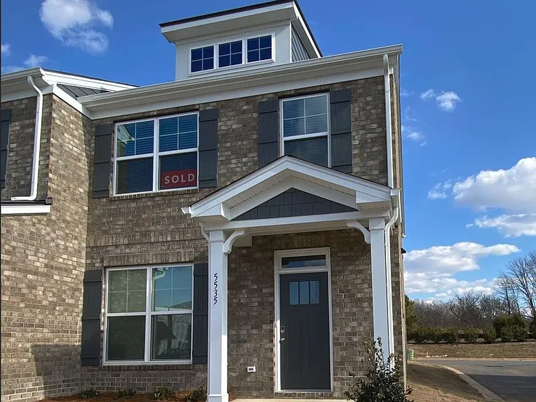 5535 Stafford Rd — Photo 2