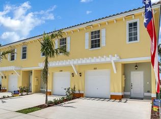 1220 NW 40th Ave, Lauderhill, FL 33313