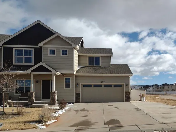 1917 Glacier St, Laramie, WY 82070