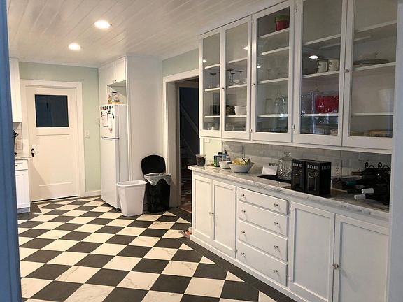 Kitchen and Butler's Pantry