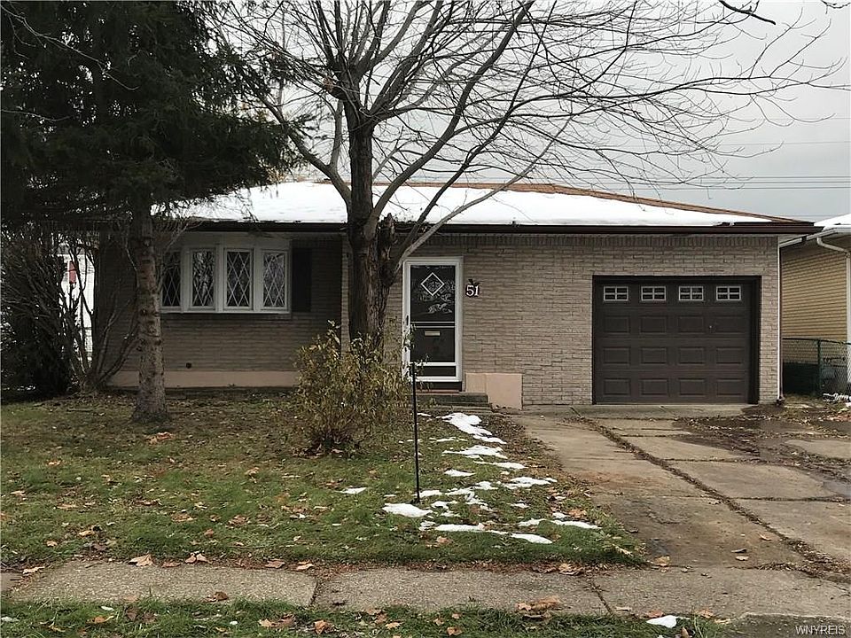 1st image of 51 Dennis Ln