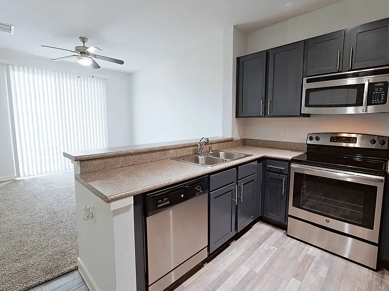 The District At Cypress Waters - Parson's Green — Photo 283