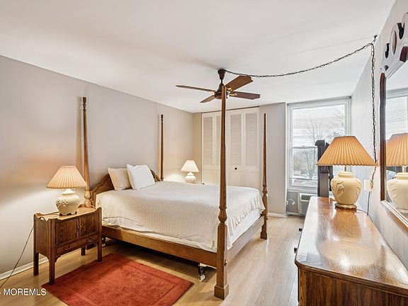 4th image of 11 River Road #11-L