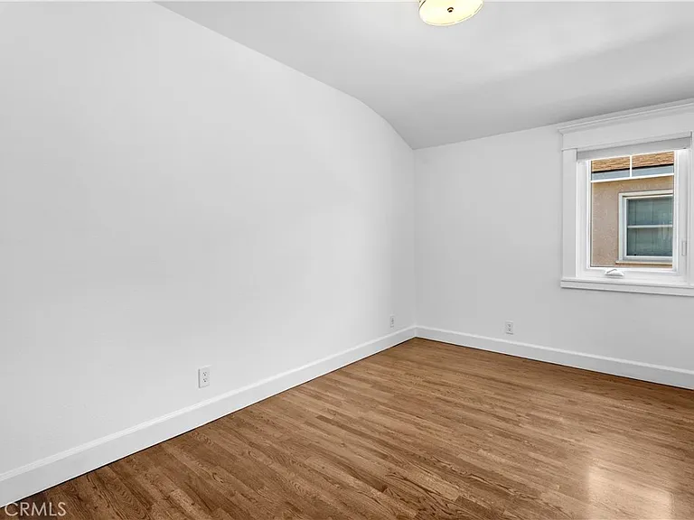 659 W Sycamore Ave — Photo 13
