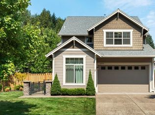 1054 Meek Way, West Linn, OR 97068