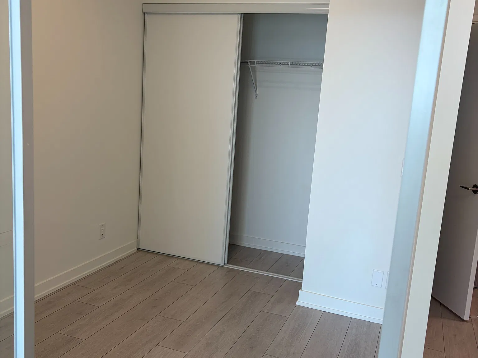 2 bed, $2,999 — Photo 4